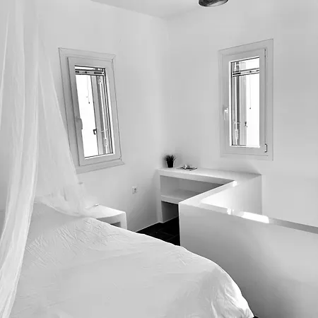 Peaceful Cycladic With Large Terrace & View Lejlighed Trypití