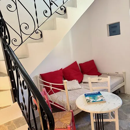 Peaceful Cycladic With Large Terrace & View Apartament *